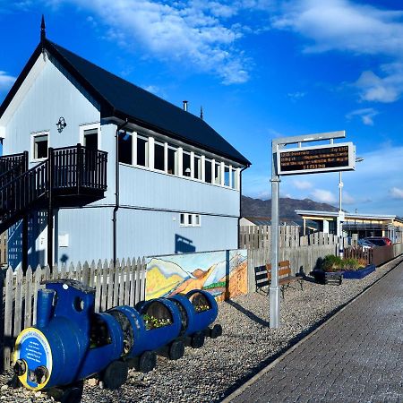 Villa Signal Box à Newtonmore Extérieur photo
