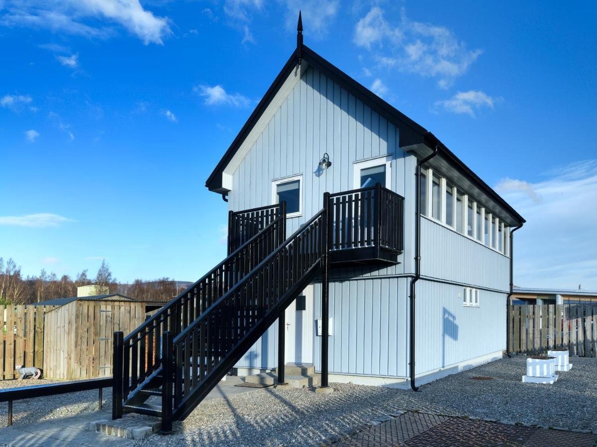 Villa Signal Box à Newtonmore Extérieur photo